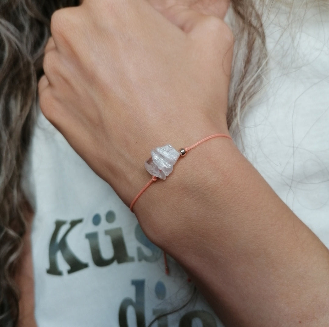 Armband roher Kunzit | lachsfarben & roségoldene Details