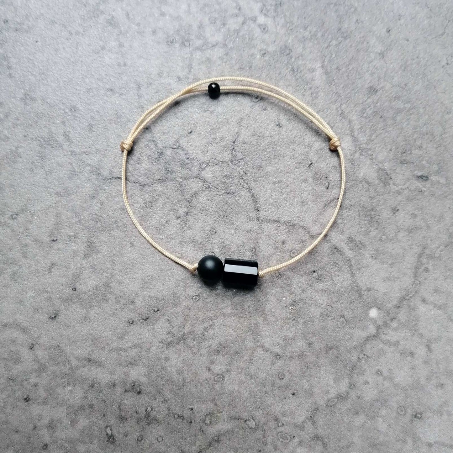 Onyx bracelet black beige | unisex