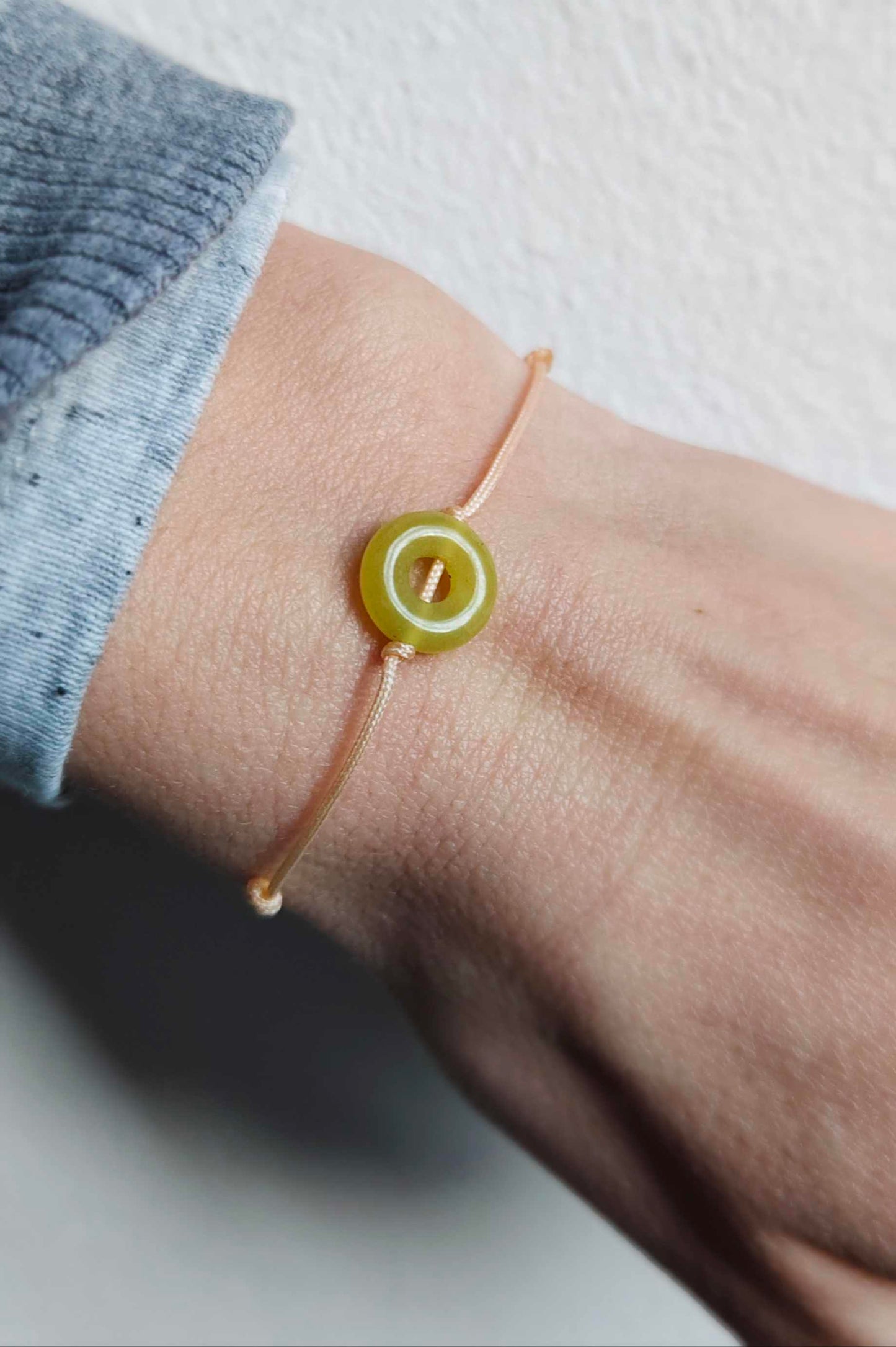 Zartes Serpentin Armband gelbgrün & apricot