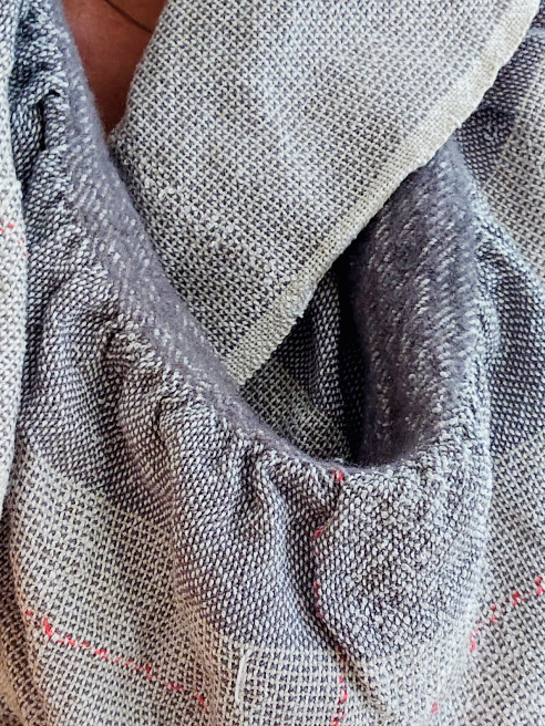 Handgewebter Loop-Schal - Grau weiß | Bioleinen Wolle | Einzigartige Handarbeit