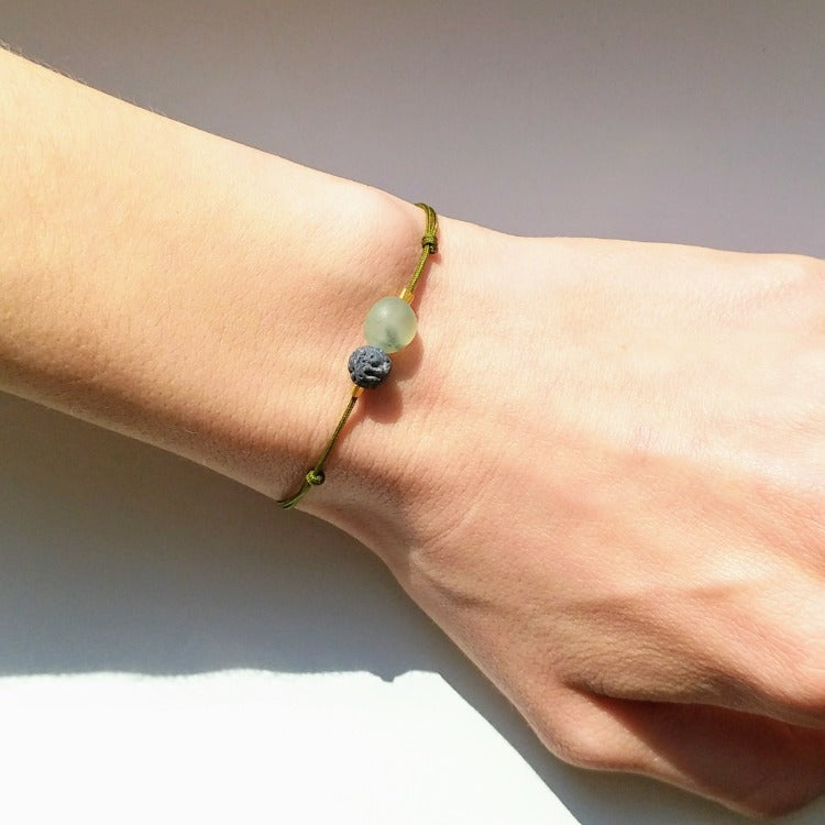 Zierliches Lava Prehnit Armband mit Sterlingsilber gold