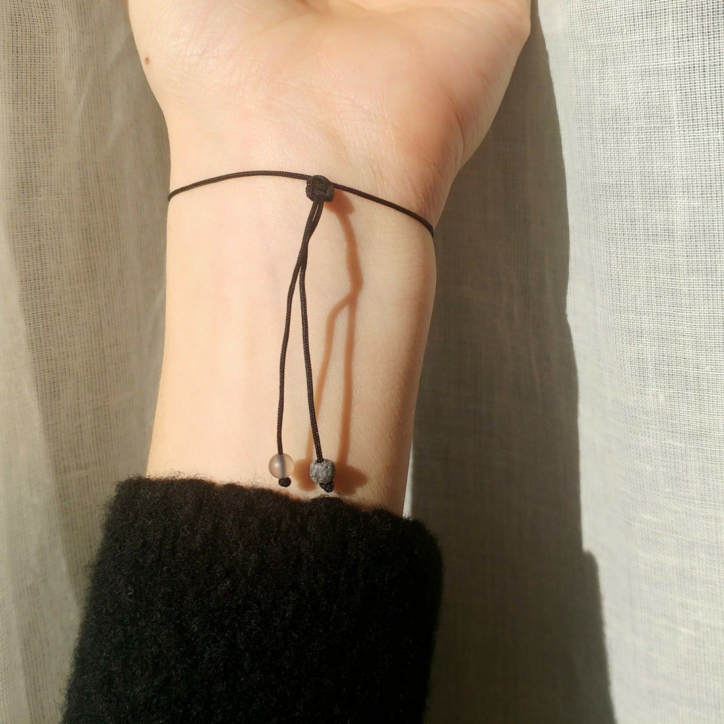 Diffuser Armband mit Lava und Achat für einen gestärkten Selbstwert und Mut