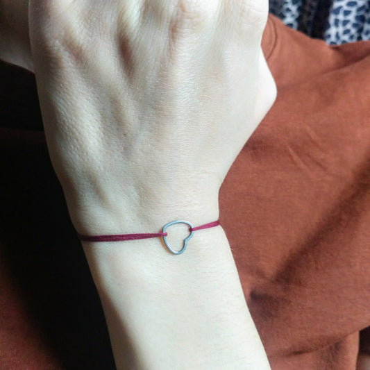 Schlichtes silber Herz Armband | Edelstahl & Textil