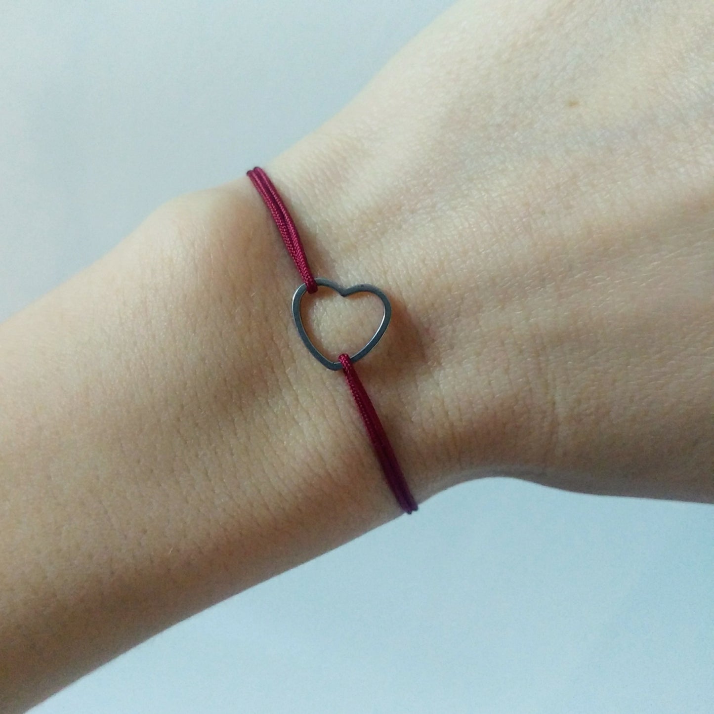 Schlichtes silber Herz Armband | Edelstahl & Textil