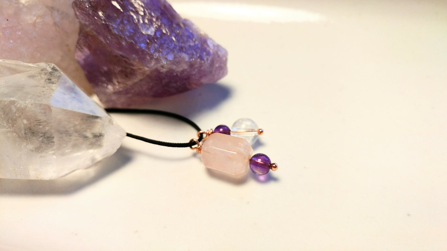 Goldenes Dreieck Halskette | Rosenquarz Bergkristall Amethyst