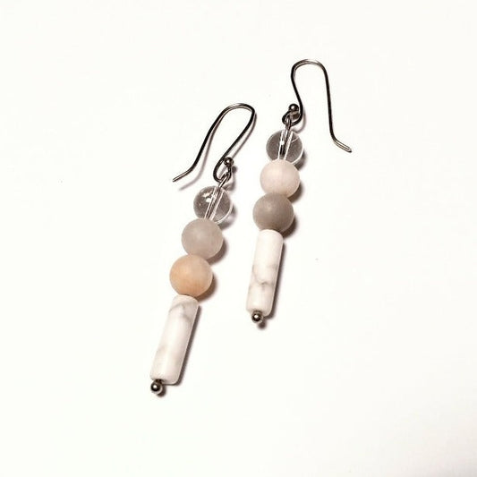 Schlichte Edelstein Ohrringe - silber weiß grau blassrosa - pia norden