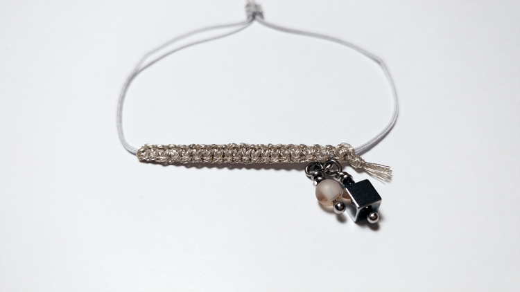 silver gray bracelet | gemstones | knotted