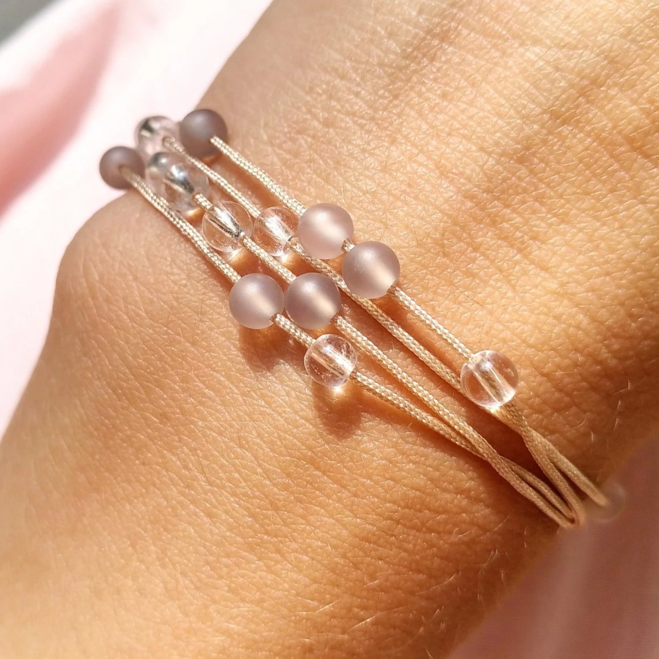 Mehrreihiges Armband - Achat & Bergkristall beige