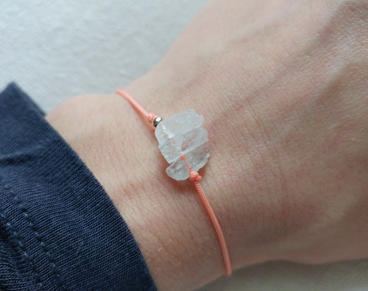 Armband roher Kunzit | lachsfarben & roségoldene Details