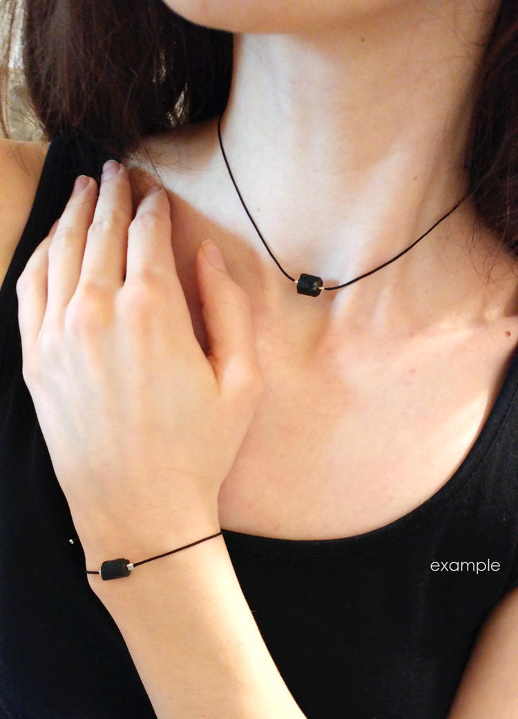 Halskette schwarzer Turmalin roh mit Silber | schlichter Schmuck