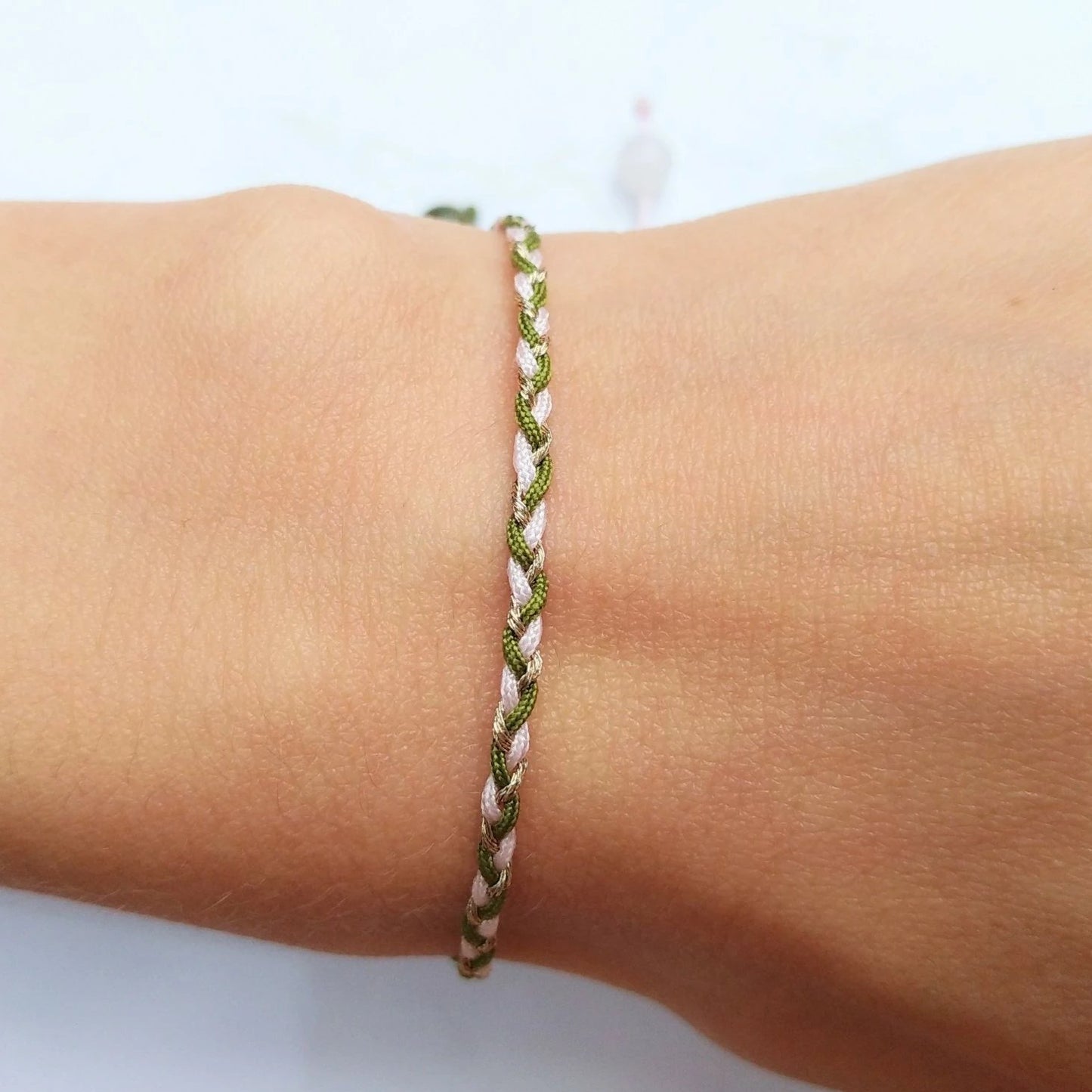 Geflochtenes Armband mit Rosenquarz & Unakit