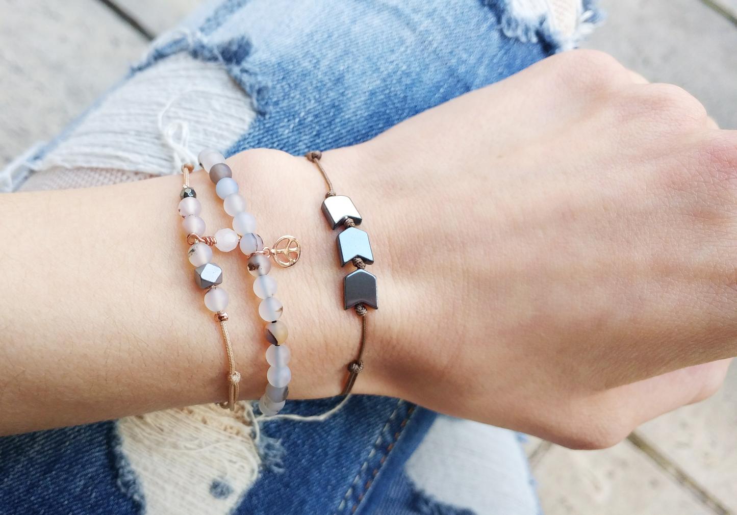 Einfaches Pfeil Armband mit Hämatit
