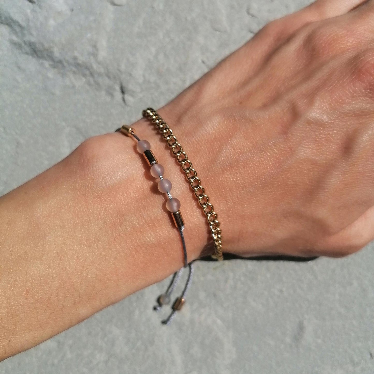 Dezentes Achat Armband grau & gold | pia norden