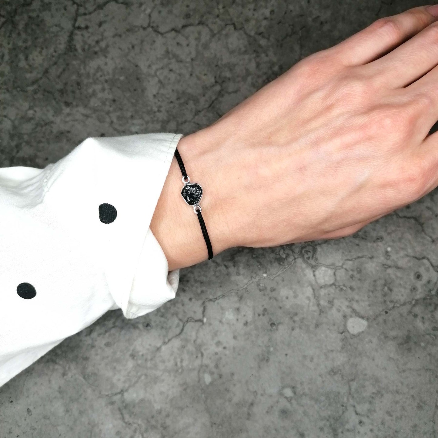 Schwarzer Turmalin und Silber Armband | Schutzstein Schmuck
