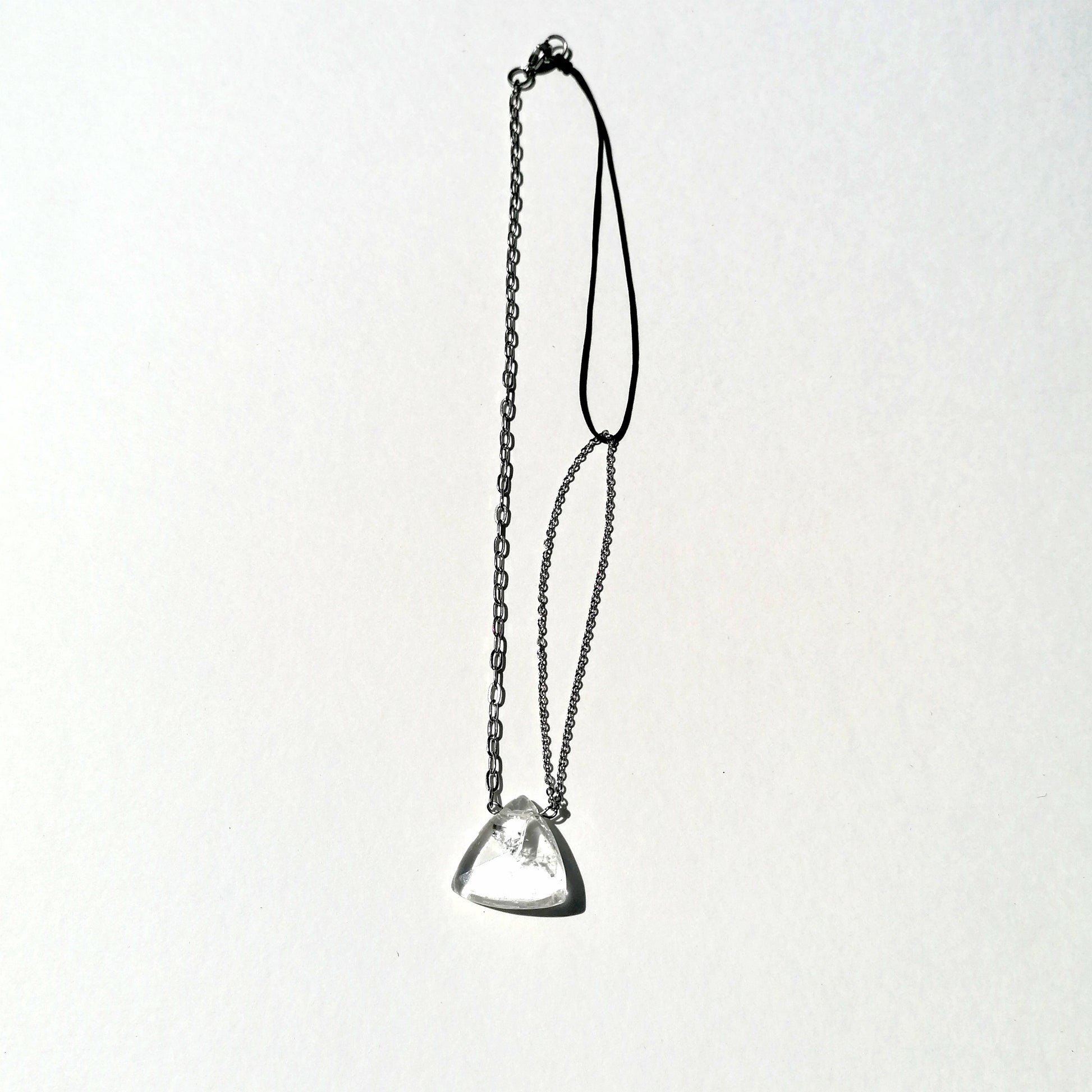 Halskette mit Bergkristall Dreieck
