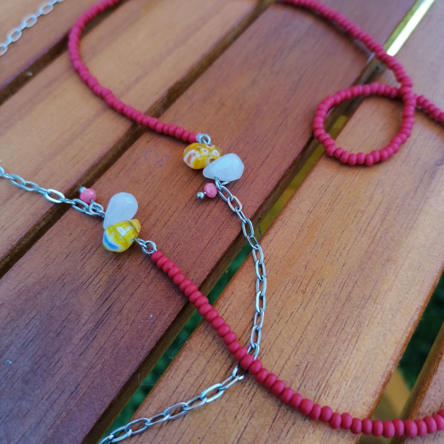 Brillenkette silber rot | Rosenquarz & Mille fiori Tropfen gelb