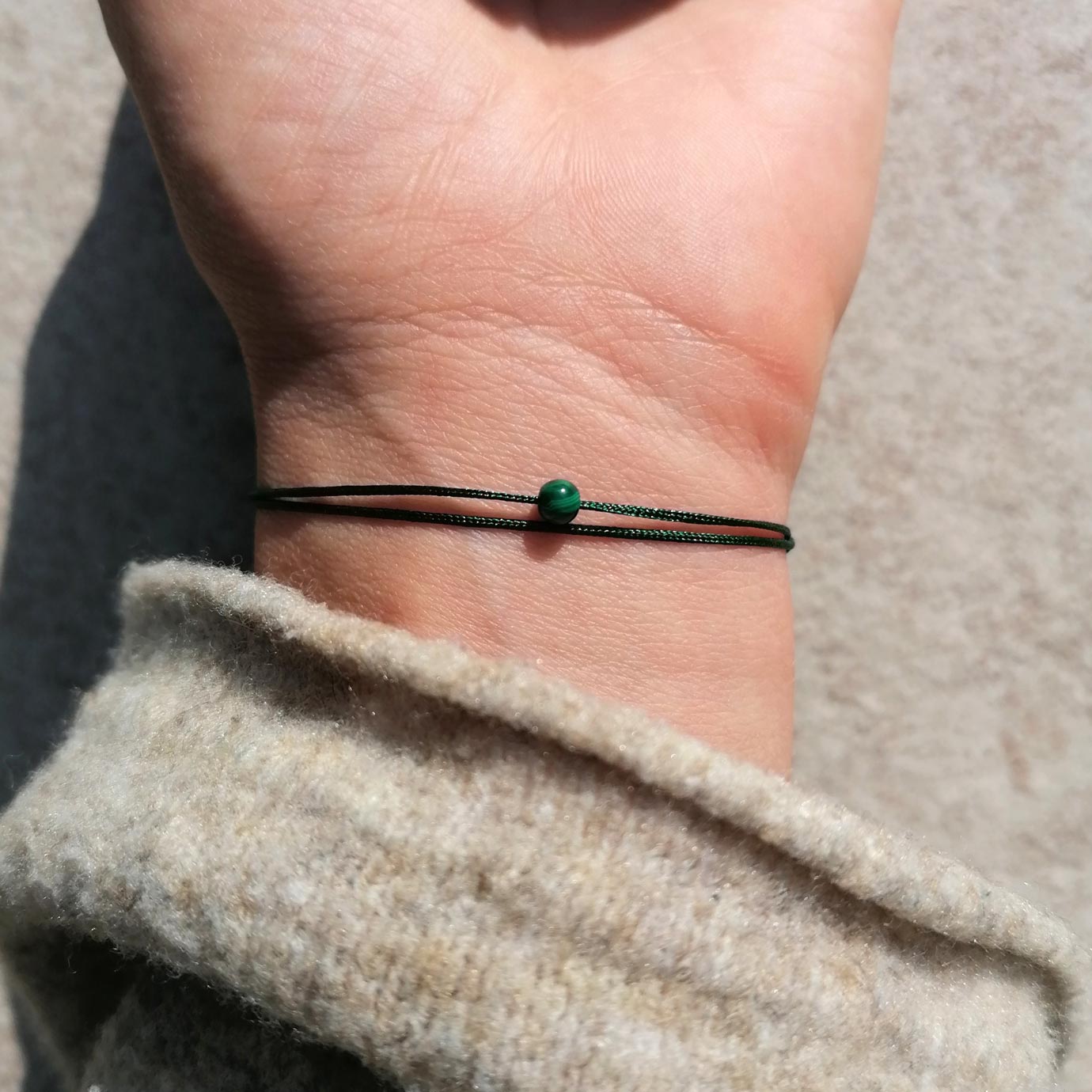 Schlichtes Armband in dunklem Grün mit Malachit pia norden