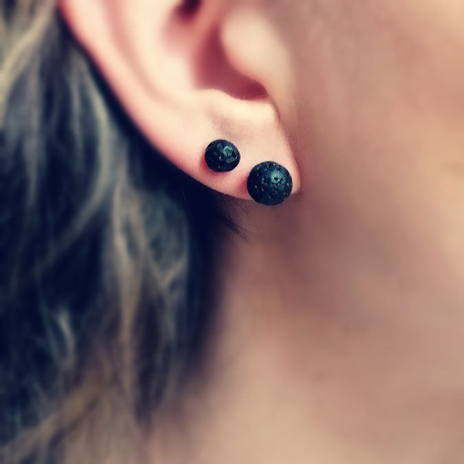 Schwarze Lava Ohrstecker silber - pia norden
