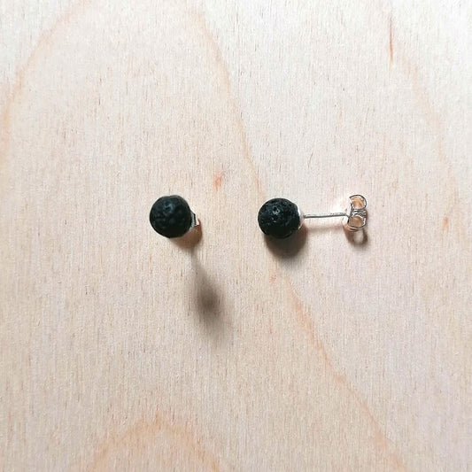 Schwarze Lava Ohrstecker silber - pia norden
