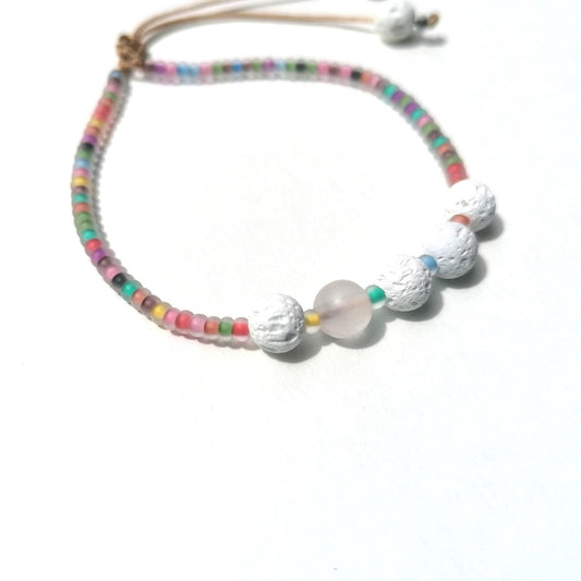 Buntes Armband Lava weiß und Rosenquarz