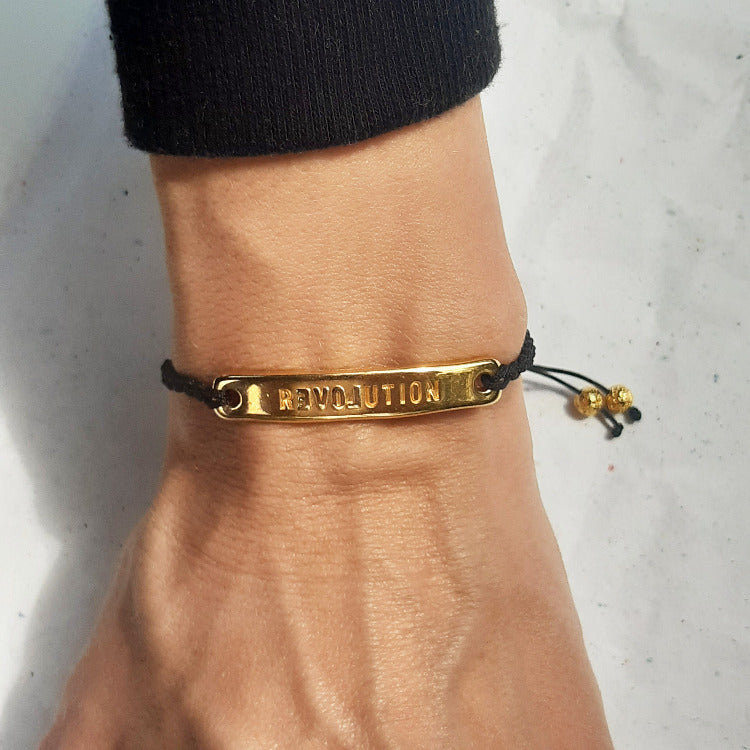 Love Revolution Armband gold & schwarz | pia norden
