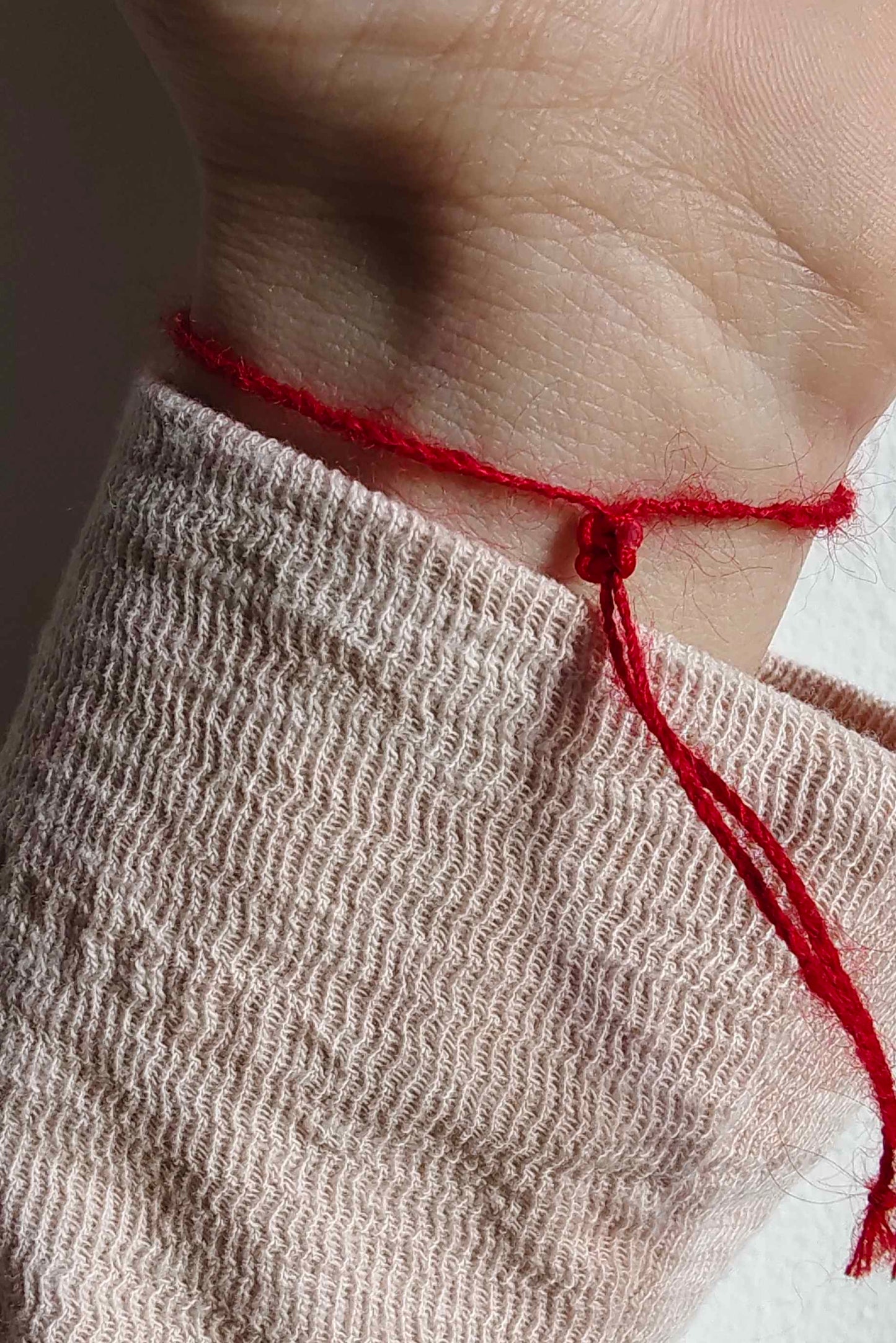 Red Bracelet | Pearl &amp; Superkid Mohair