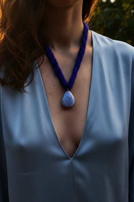 Halskette Chalzedon blau Mohair