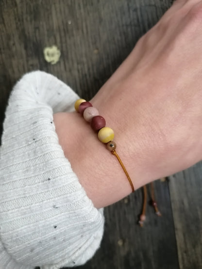 Mookaite bracelet | brown red ochre