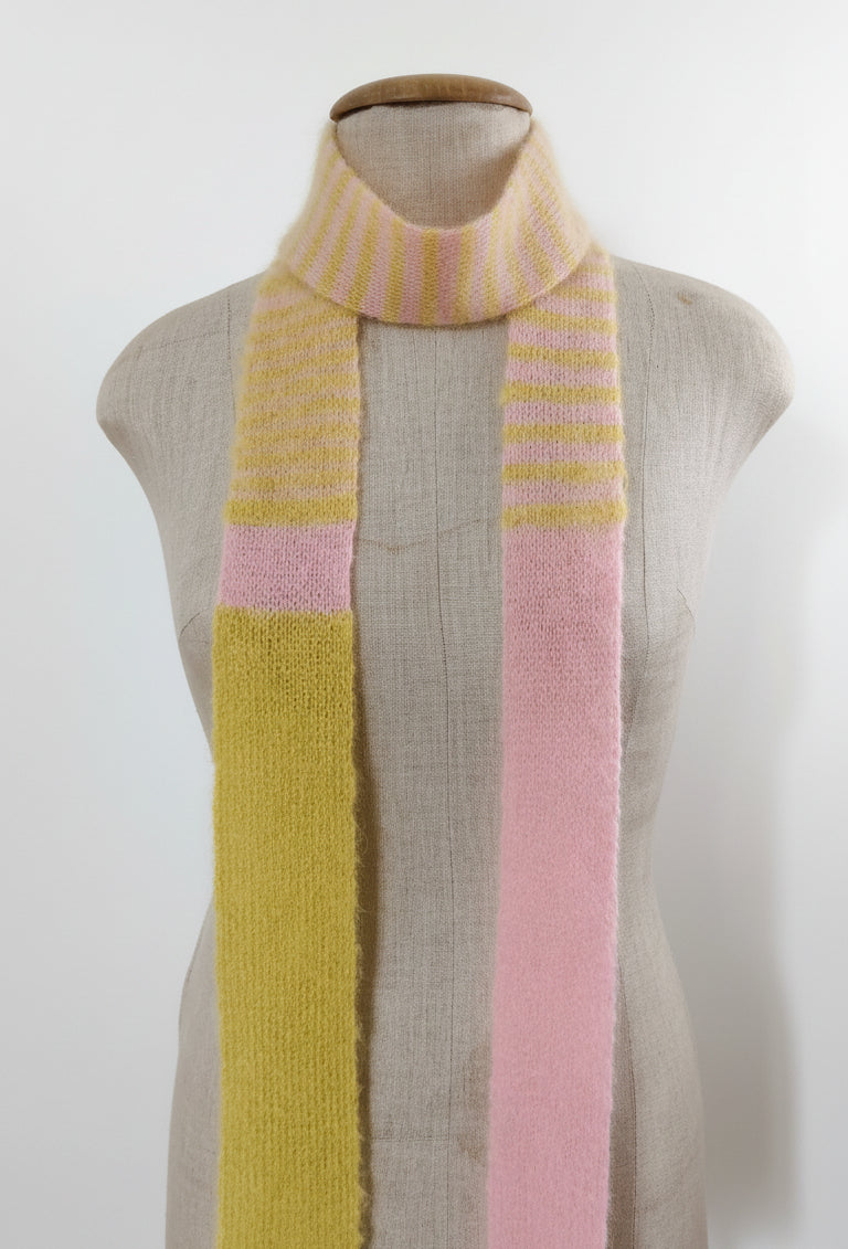 Unikat Fluffy Skinny Schal – Mohair/Wolle in Chartreuse & Rosa – Extra Lang (250cm)