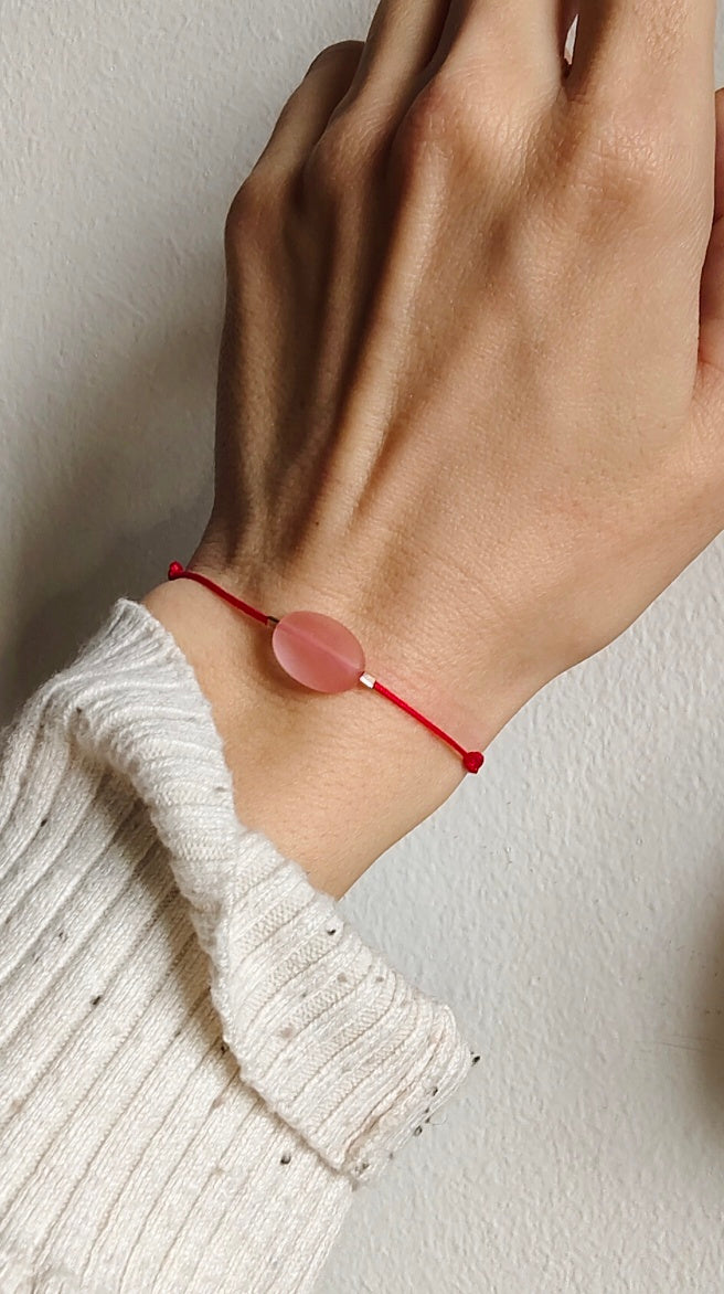 Rotes Armband Erdbeerquarz mit Roségold