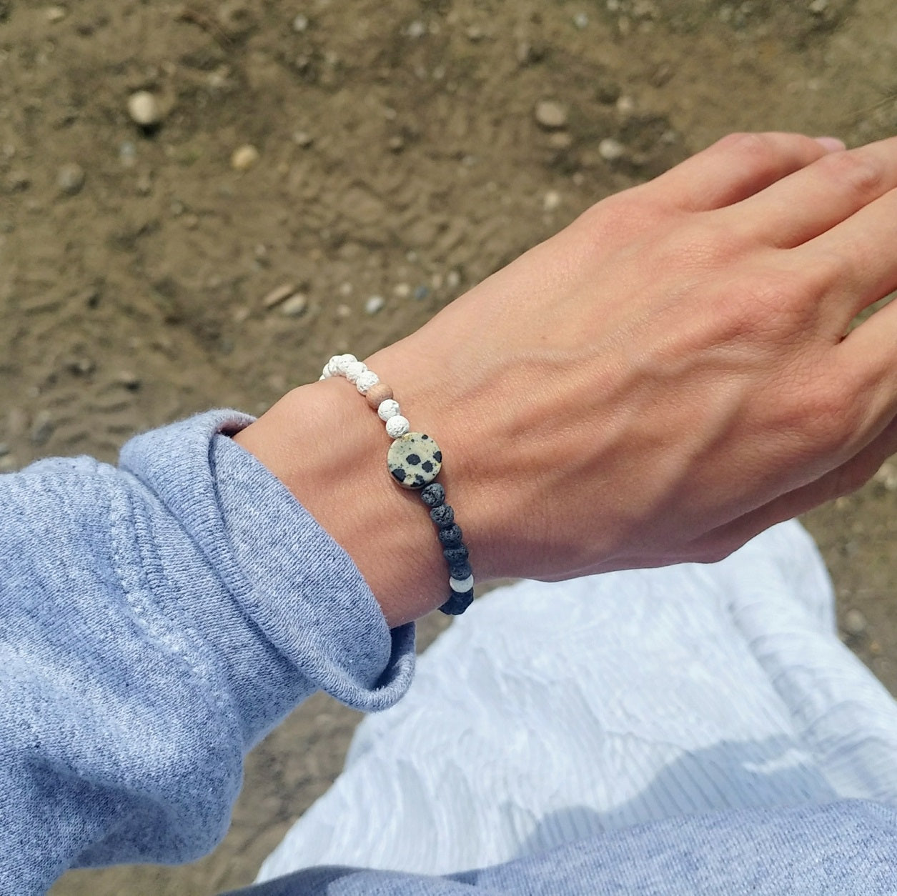 Lava & Dalmatiner Jaspis Armband | schwarz weiß beige | Aroma Schmuck