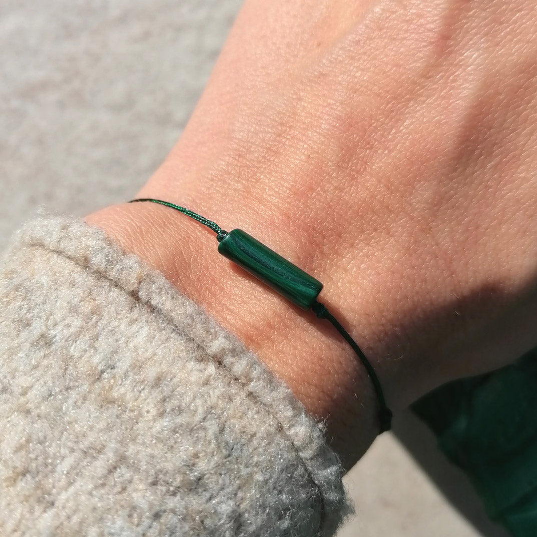 Schlichtes Armband in dunklem Grün mit Malachit pia norden